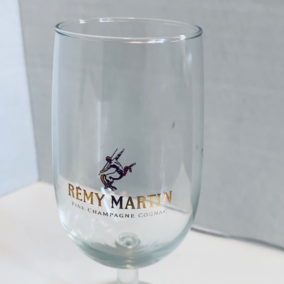 2 Remy Martin Fine Champagne Cognac 4 oz Glasses - Picture 2 of 3